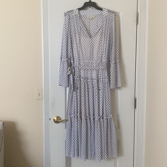 Michael Kors white chiffon dress with black polka dots. Size L - Picture 2 of 4